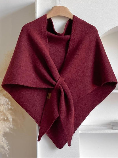 TriaStyle™ – Design triangulaire moderne et drapé élégant pour toute