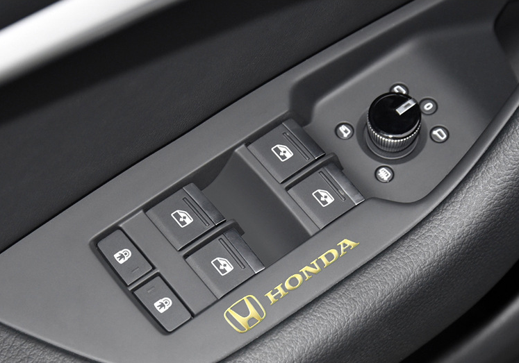 AluPrestige™ – Finition 3D en aluminium pour une élégance universelle-4 feuilles