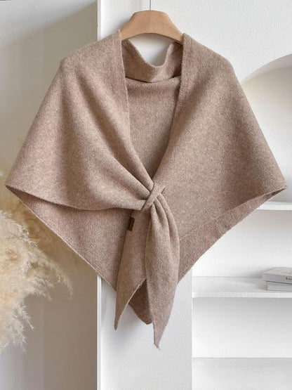 TriaStyle™ – Design triangulaire moderne et drapé élégant pour toute