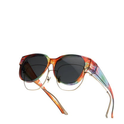 CoverFi – Le design enveloppant parfaitement adapté pour se porter sur vos lunettes de vue