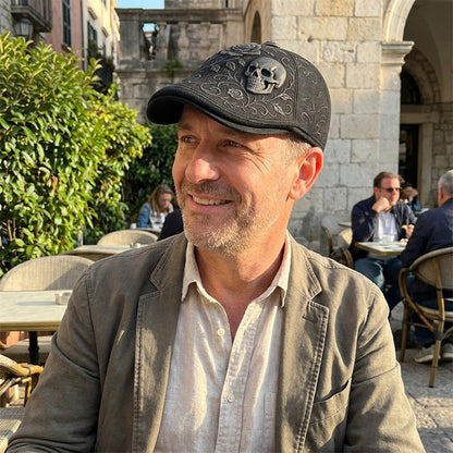 HENDALLA™ – Casquette Gavroche Gothique : Broderies Détaillées & Style Urbain