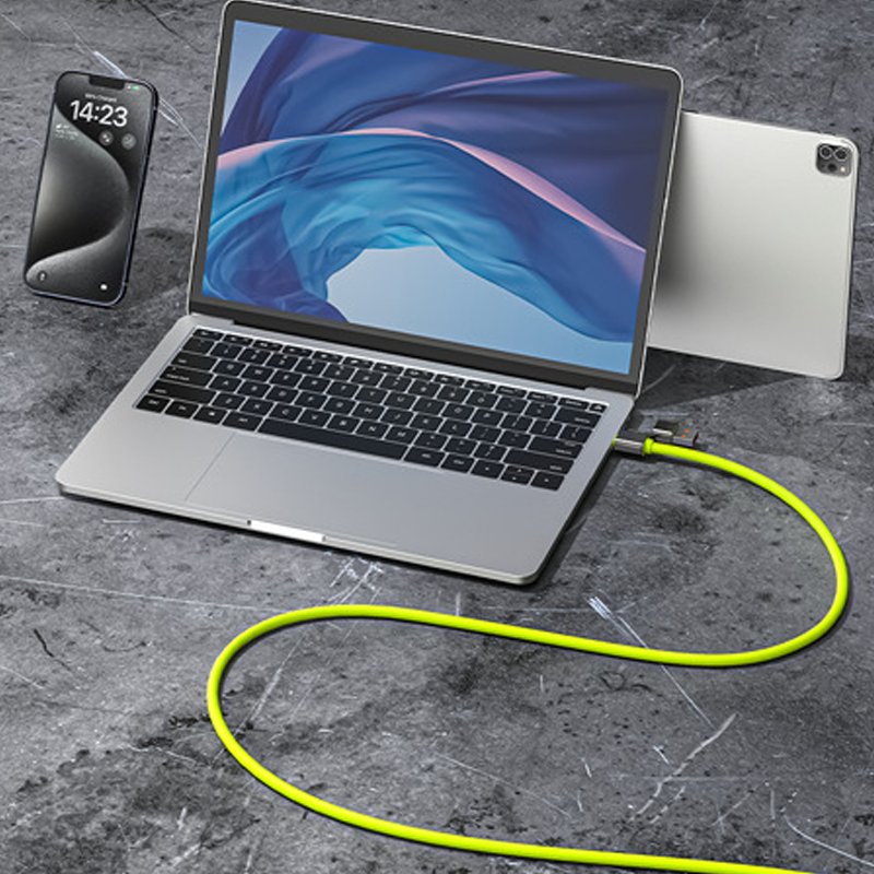 QuadCharge – Le câble intelligent 4-en-1 à puce E-Marker