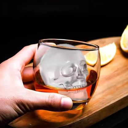 FrostySkull 3D – Le bac à glaçons tête de mort pour sublimer vos cocktails et whiskies