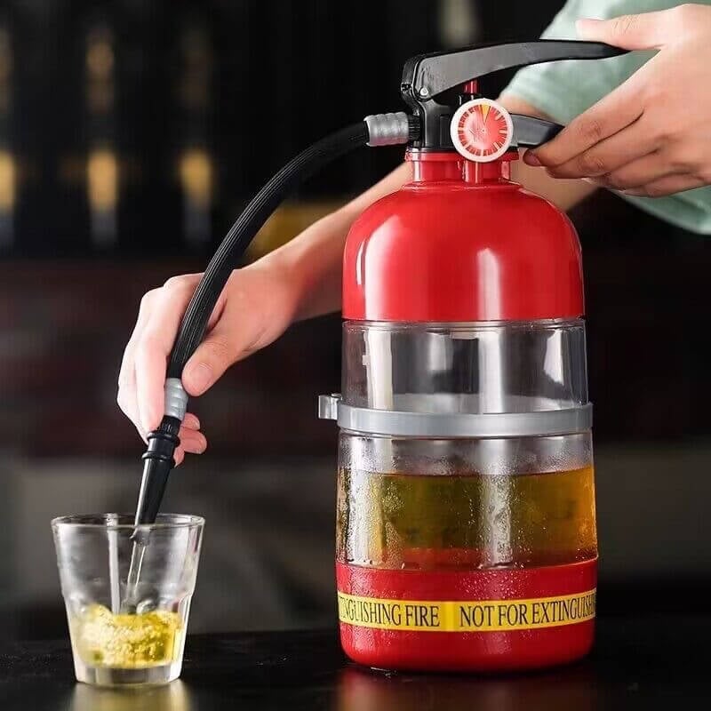 ExtinguiServe – Le distributeur de boissons original en forme d'extincteur