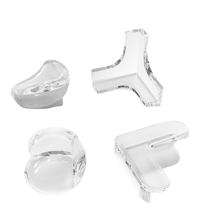 SafeCorner Invisible – Les protections d'angles transparentes pour veiller sur bébé