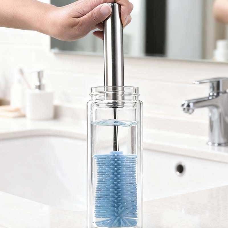 SpinClean – Mécanisme semi-automatique ingénieux déclenchant une rotation par simple pression pour un nettoyage rapide